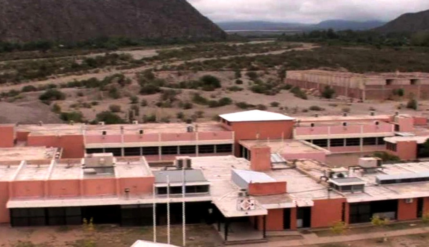 Toman rectorado de una universidad en La Rioja por denuncias de defraudación | Actualidad