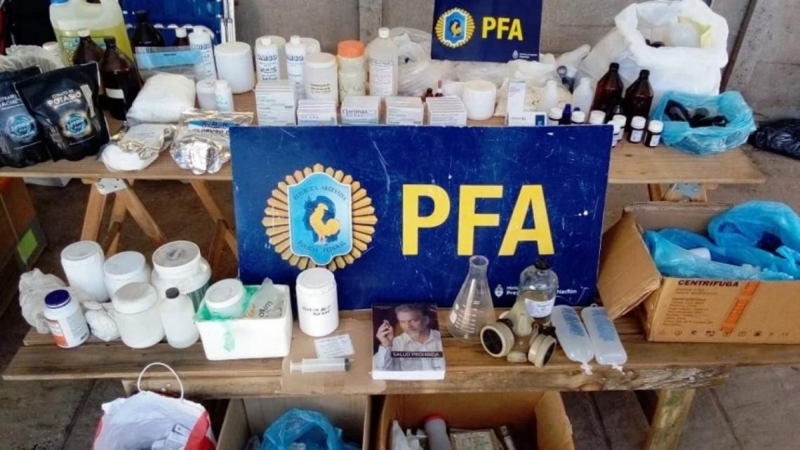 Desarticulan un laboratorio clandestino que producía dióxido de cloro | Actualidad