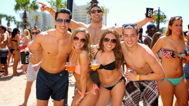 El Gobierno aconseja suspender los viajes de egresados | Actualidad