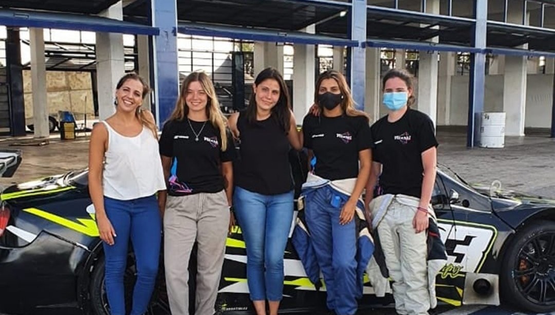 Se conformó el primer equipo de automovilismo femenino del país | Actualidad