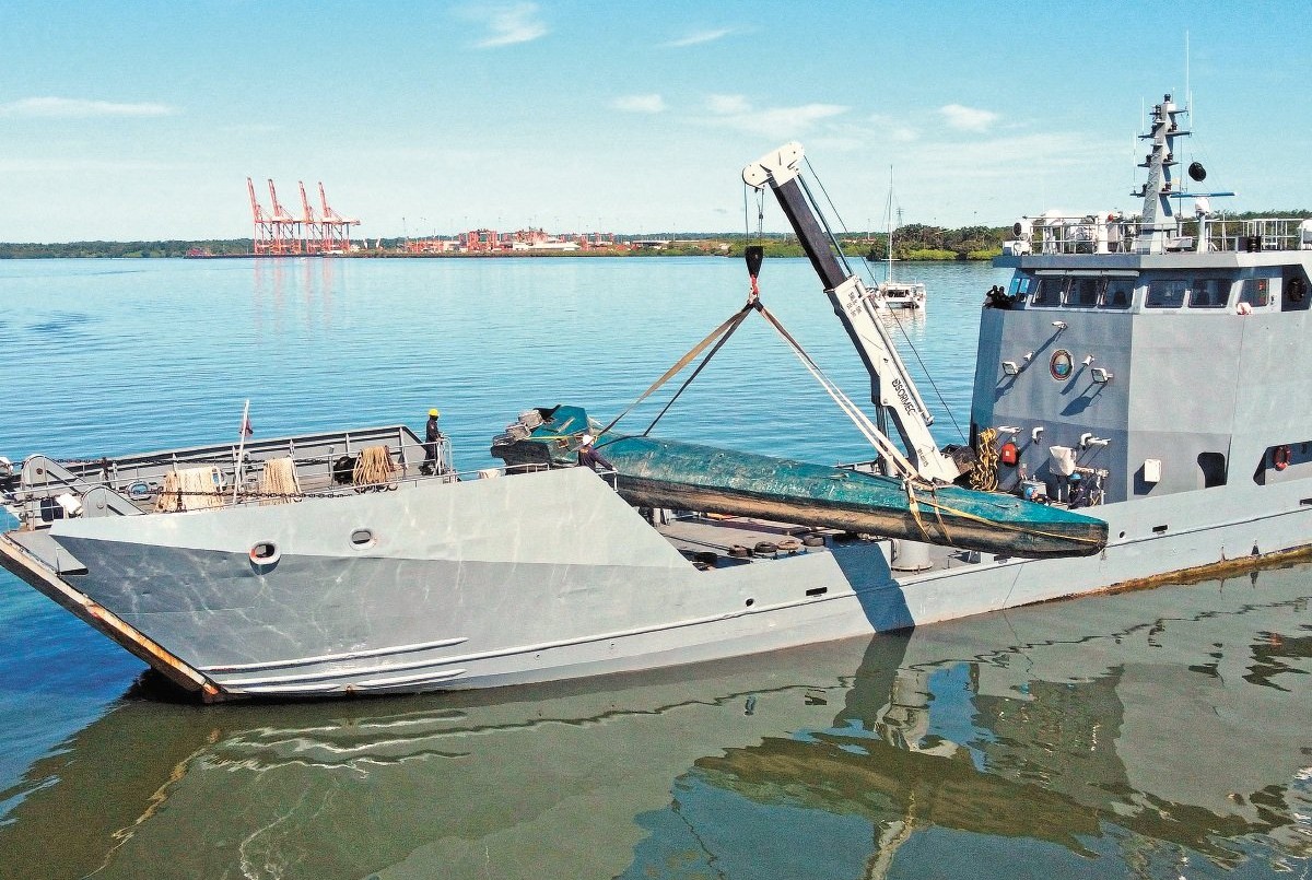 Decomisan un narcosubmarino de las FARC con 400 kilos de cocaína | Internacionales