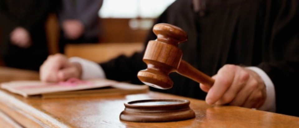 Fallo judicial obliga a un juez mayor de 75 años a abandonar el cargo | Actualidad