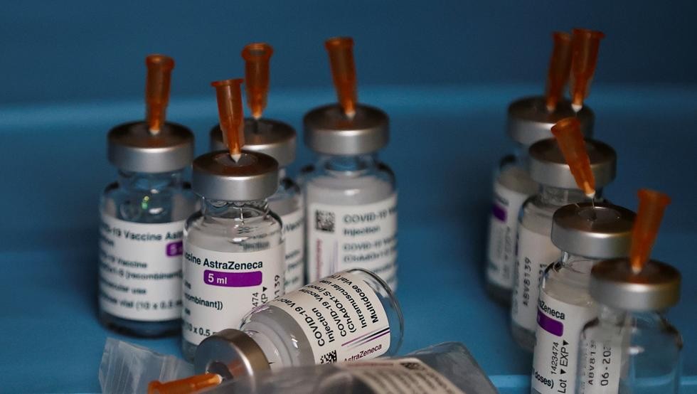 Descubren casi 30 millones de dosis de AstraZeneca escondidas en Italia | Internacionales