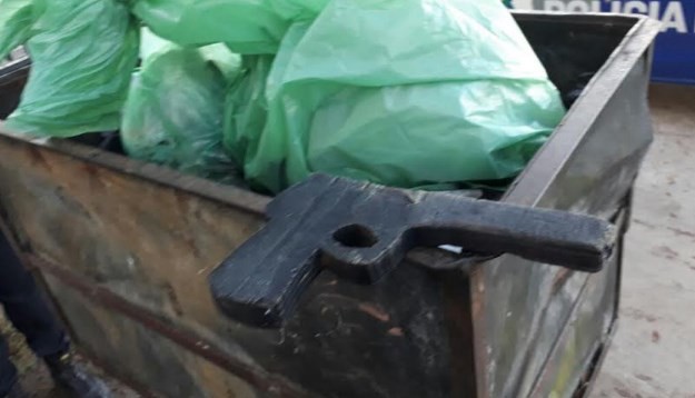 Mar del Plata: detuvieron a una pareja que robó alfajores con una pistola de juguete | Actualidad