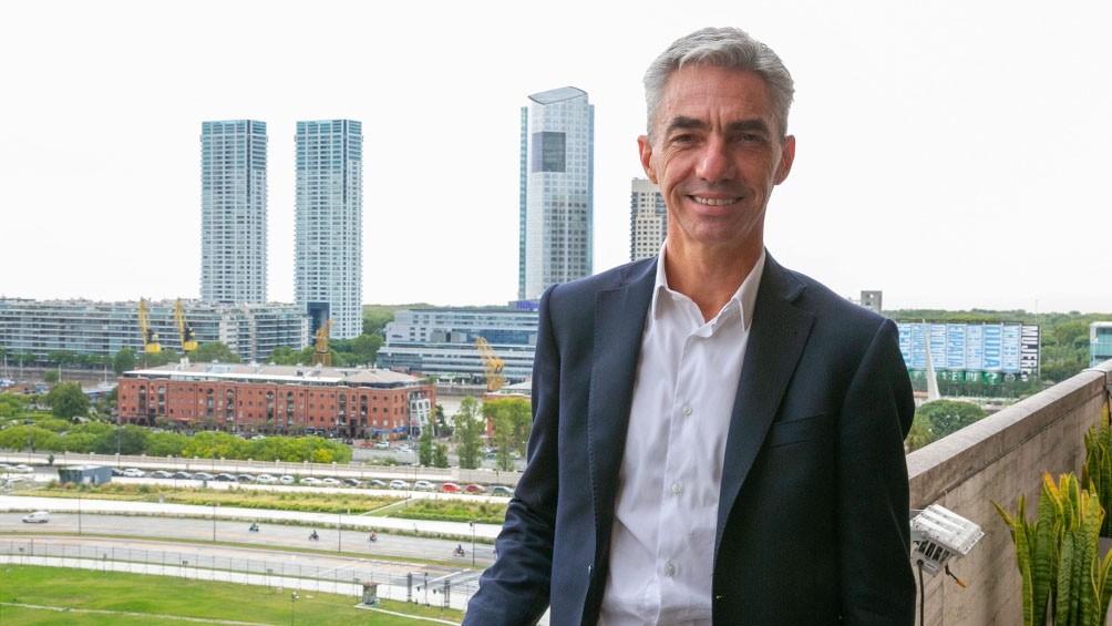 Reducción de vuelos: Meoni afirmó que intentarán garantizar el regreso de todos los argentinos en el exterior | Política