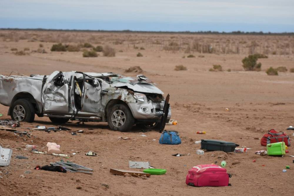 Una camioneta volcó en la ruta 40 y tres niños fallecieron en el momento | Actualidad