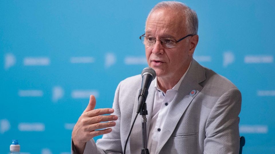 Daniel Gollan urgió a bajar la circulación del coronavirus para evitar saturar el sistema de salud | Actualidad
