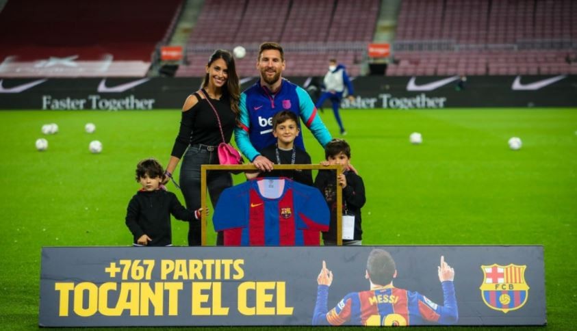 Nuevo récord de Messi y triunfo agónico de Barcelona | Deportes
