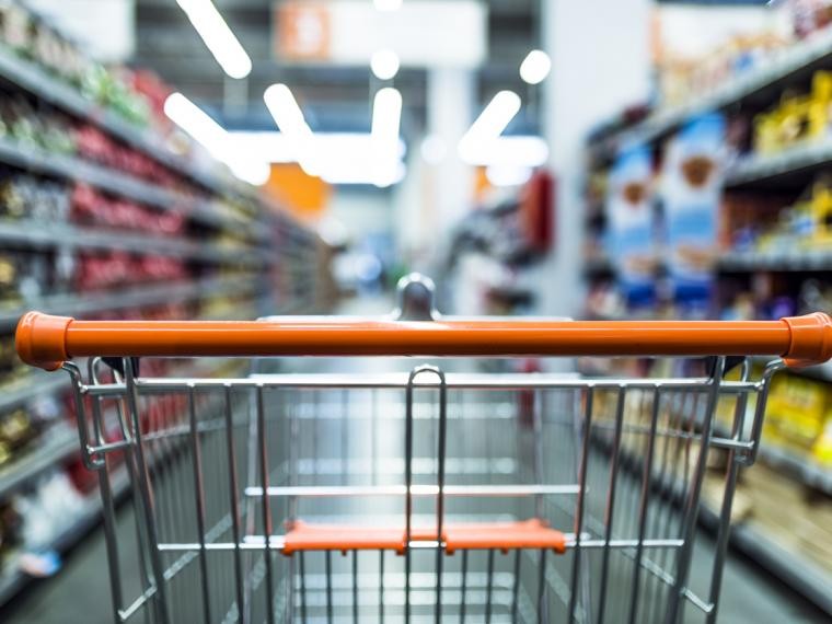 Supermercado deberá pagarle $2 millones tras acusarlo falsamente de robar un desodorante | Actualidad