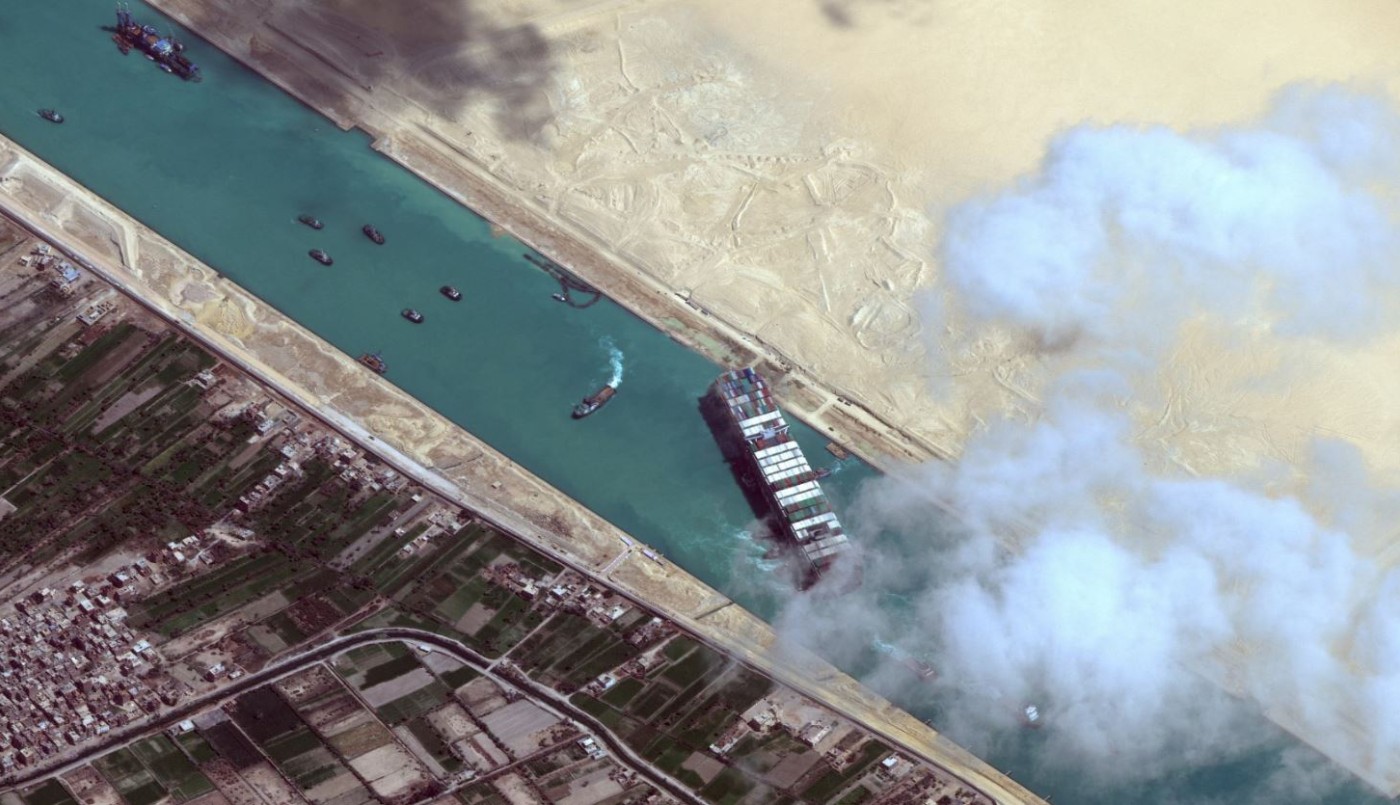 Egipto reclama una multimillonaria indemnización por el bloqueo del canal de Suez | Internacionales