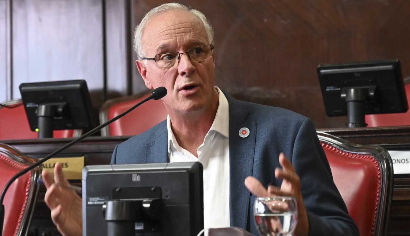 Gollan advirtió por gran cantidad de jóvenes intubados debido al coronavirus | Actualidad