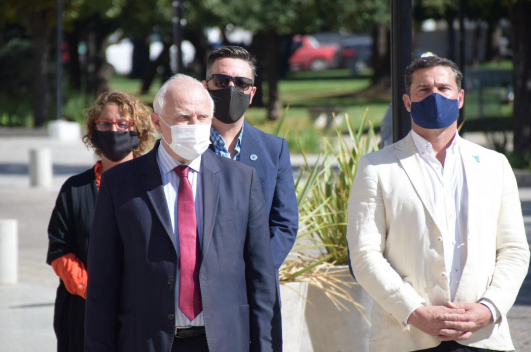 Trasladaron a Miguel Lifschitz a una unidad de cuidados intensivos | Política