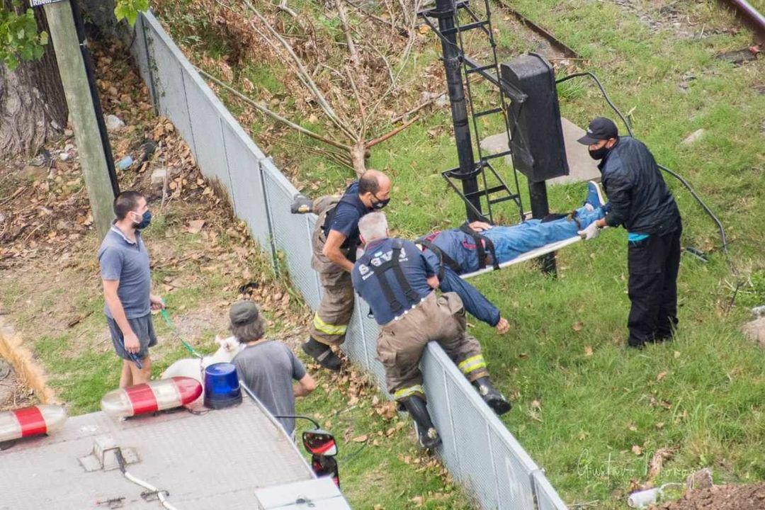 Tren embistió a un jubilado con Covid 19: sospechan que intentó suicidarse | Actualidad