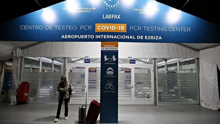 Aeropuertos Argentina 2000 le rescindió a la empresa que hacía los testeos en Ezeiza | Política