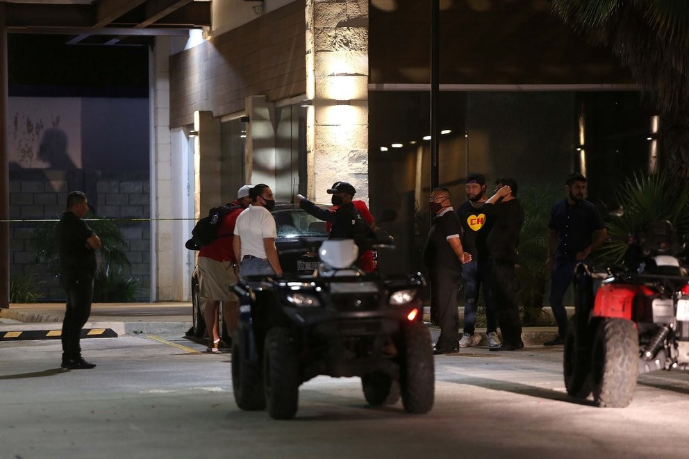 Encontraron una narcomanta y una cabeza humana en Cancún | Internacionales