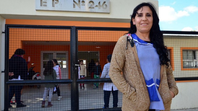 Una portera le salvó la vida a una alumna que se había atragantado con un chupetín | Actualidad