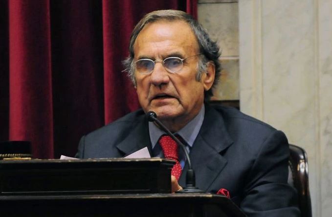 Reutemann evoluciona estable pero continúa en terapia intensiva | Política