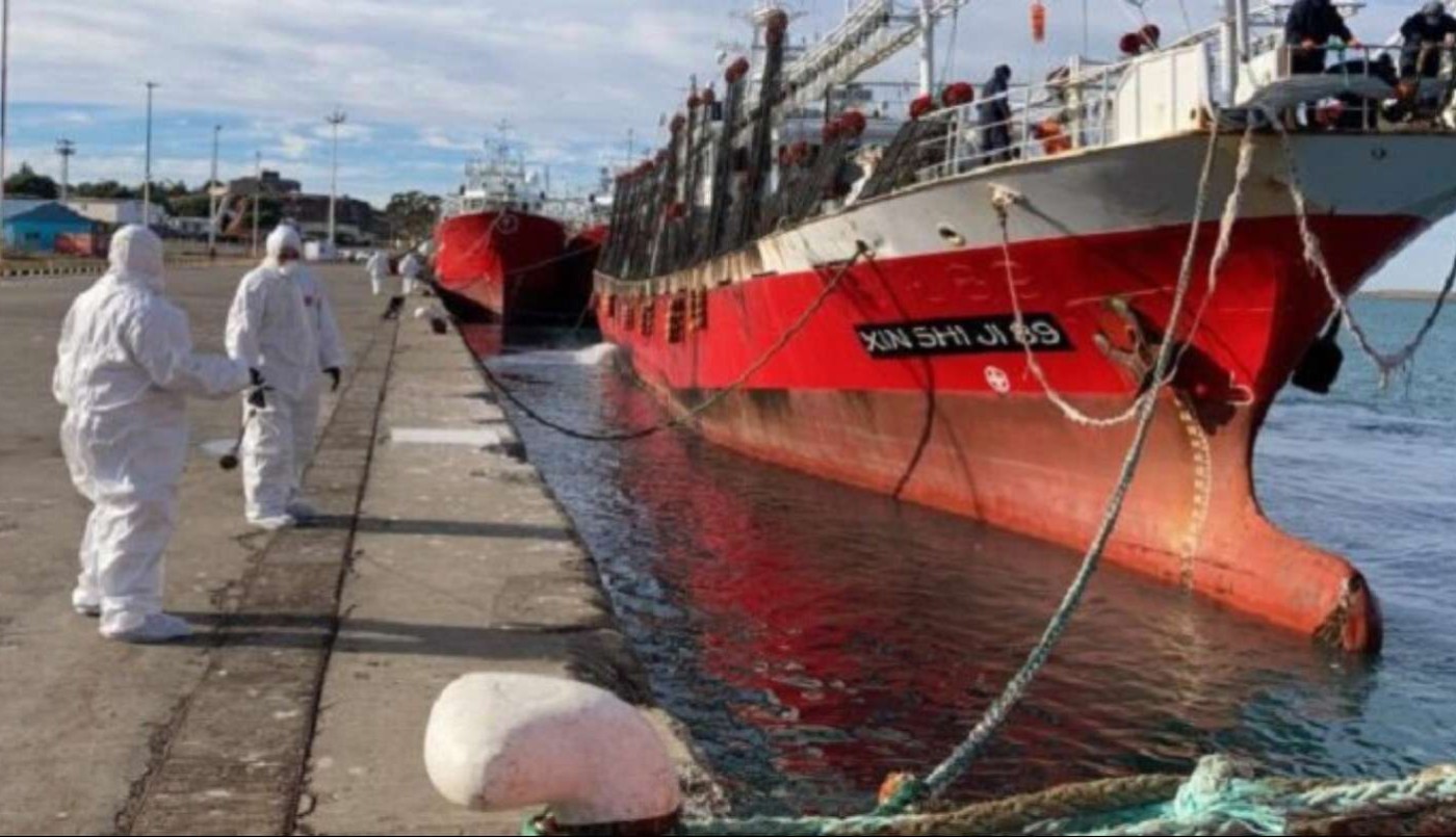 Brote de coronavirus en un barco pesquero de bandera argentina: un muerto, seis contagiados y el resto de la tripulación en cuarentena | Actualidad