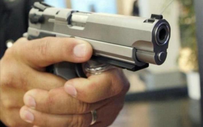 Un policía mató a su novia y se quitó la vida delante de los hijos de la mujer | Actualidad