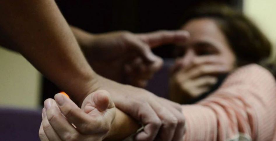 Un policía de consigna abusó de una mujer con discapacidad: fue condenado a 10 años de prisión | Actualidad