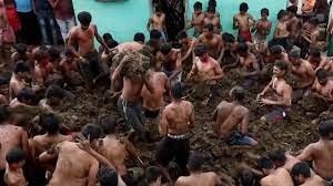 Expertos de la India advierten que rociarse con excremento de vaca no previene el coronavirus | Internacionales