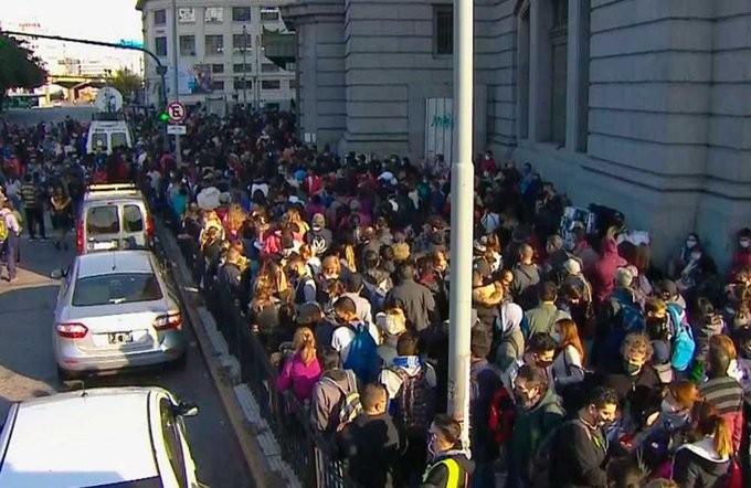 Caos en Constitución: Levantaron el corte que agolpó a cientos de pasajeros | Actualidad