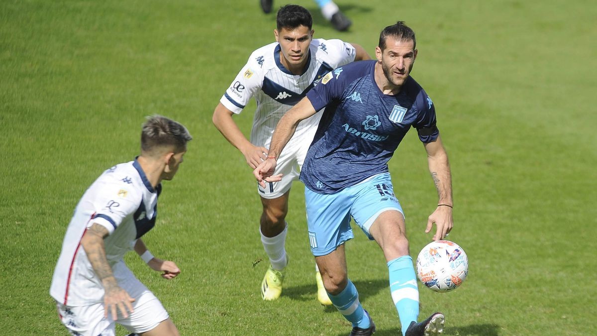 Racing se impuso a Vélez en los penales y clasificó a la semifinal | Deportes