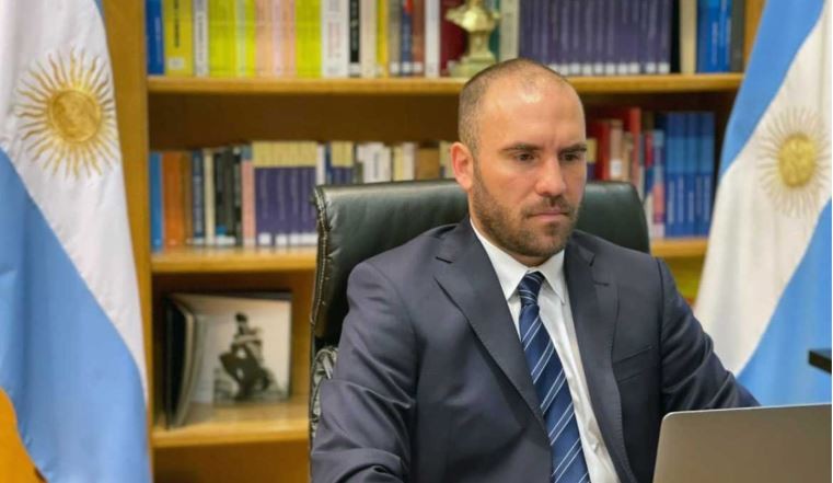 Guzmán necesita cubrir fuertes vencimientos de deuda en mayo | Política