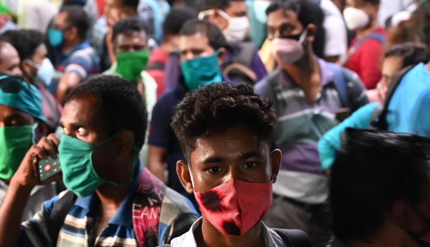 India registró menos de 300.000 casos diarios por primera vez en semanas | Internacionales