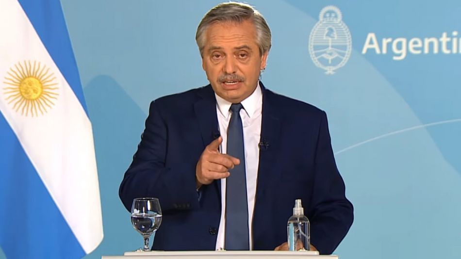 Alberto Fernández: "Con estos términos, debemos seguir" con las restricciones | Política