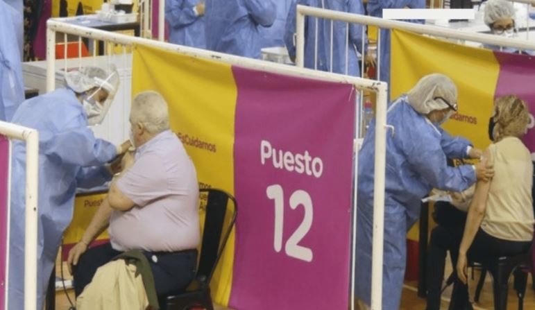 Vacunas: Los mayores de 50 años de riesgo podrán empadronarse desde hoy en la Ciudad | Actualidad