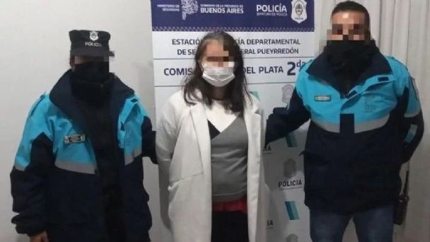 Una mujer atacó y le dio 8 puñaladas a su hija de 6 años | Actualidad