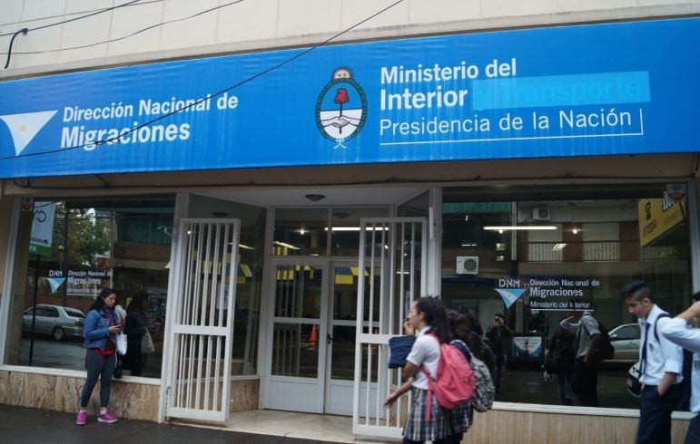 Migraciones detectó un presunto caso de trata con dos menores peruanos | Actualidad