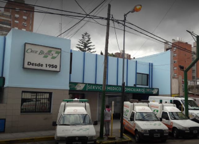 Trabajadores de la salud de una clínica de Lanús reclaman salarios atrasados | Actualidad