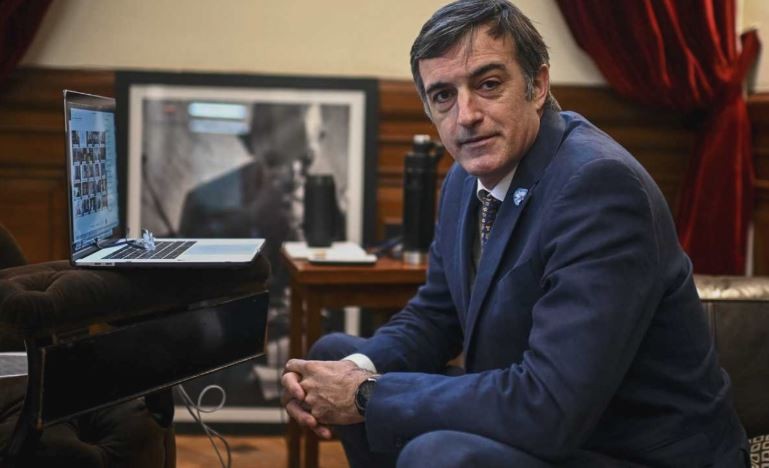 Esteban Bullrich anunció que no cobrará el 40% de aumento y lo donará a la lucha contra la ELA | Política