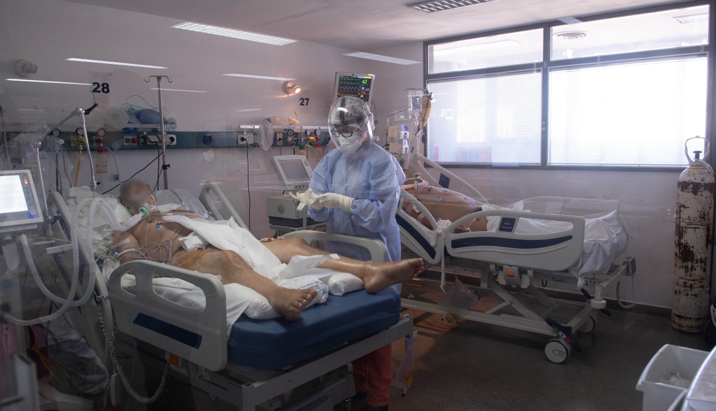 Argentina superó las cuatro millones de personas contagiadas y los 82 mil muertos por coronavirus | Actualidad