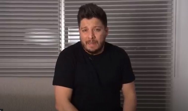 Pese a las restricciones, un músico cordobés dio un show en un bar, que afronta una demanda penal | Actualidad