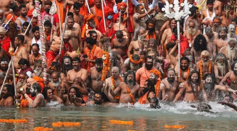 Un sagrado ritual hinduista, fuente de contagios de Covid-19 en la India | Internacionales