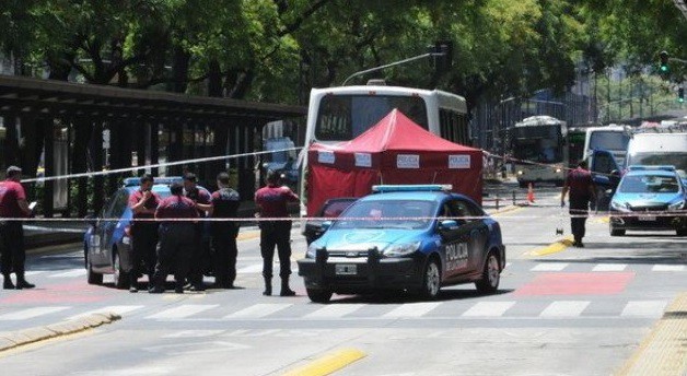 Dramático: Colectivo de la línea 159 atropelló y mató a un alumno del Otto Krause | Actualidad
