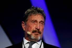Hallaron muerto en la cárcel a John McAfee, el creador del famoso antivirus | Internacionales