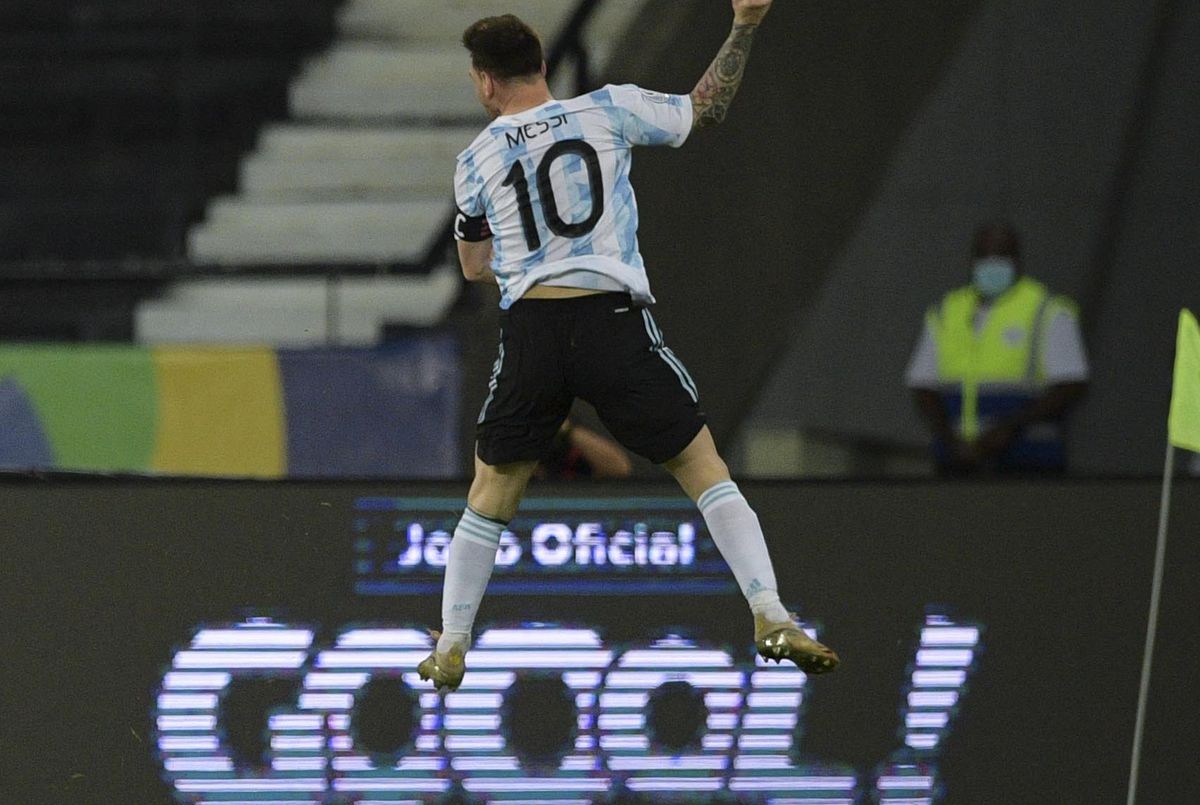 Video: el festejo íntimo y la sorpresa de la Selección para Messi en el día de su cumpleaños | Deportes