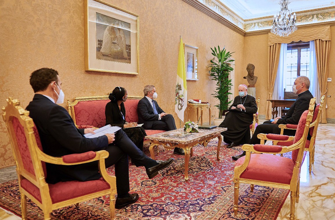 Vacunas, Nicaragua y Venezuela: Felipe Solá se reunió con el canciller del Vaticano | Política