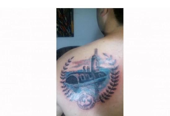 El joven que se tatuó el submarino ARA San Juan en la espalda | Actualidad