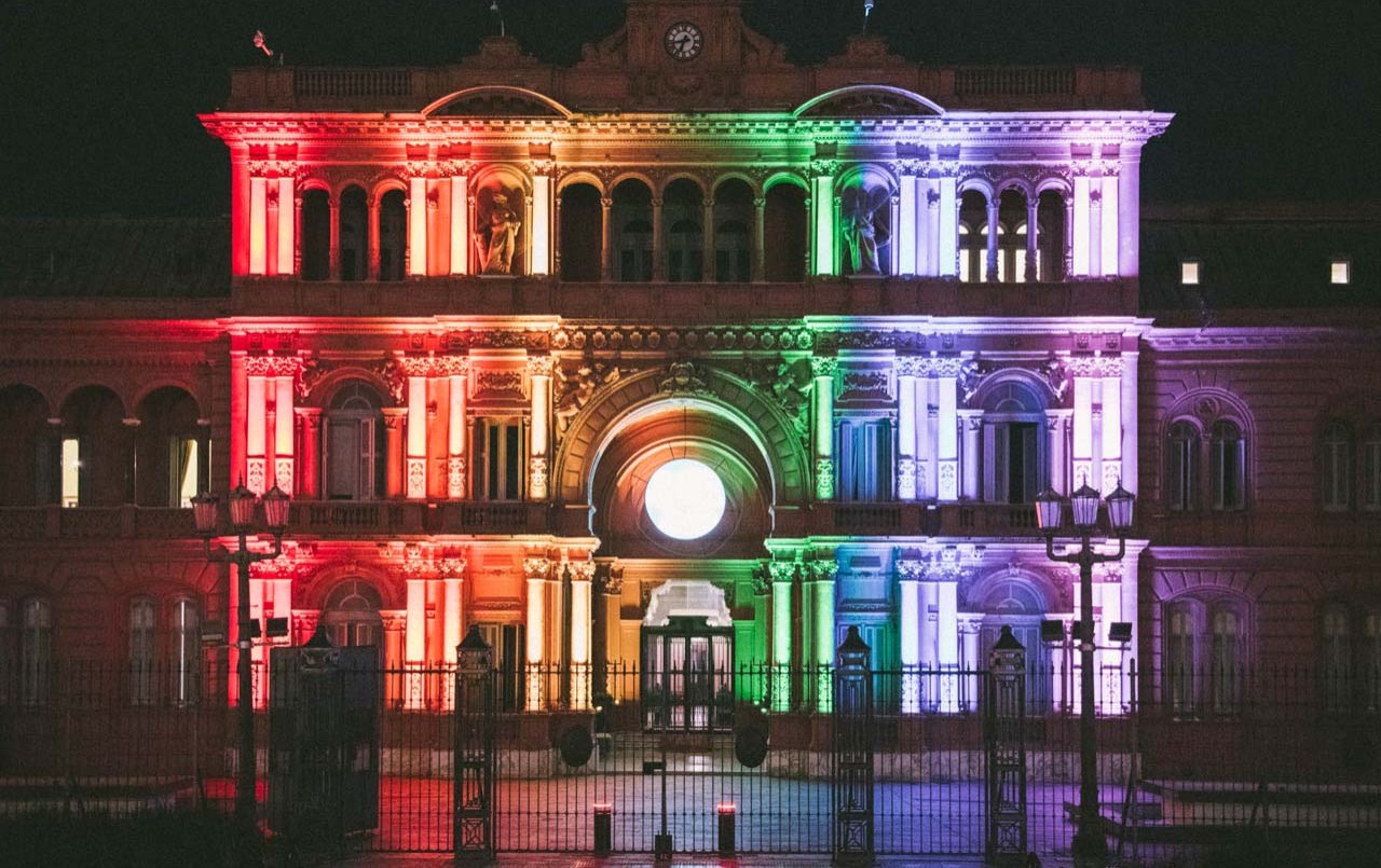 La Casa Rosada, con los colores de la comunidad LGBTI+ | Política