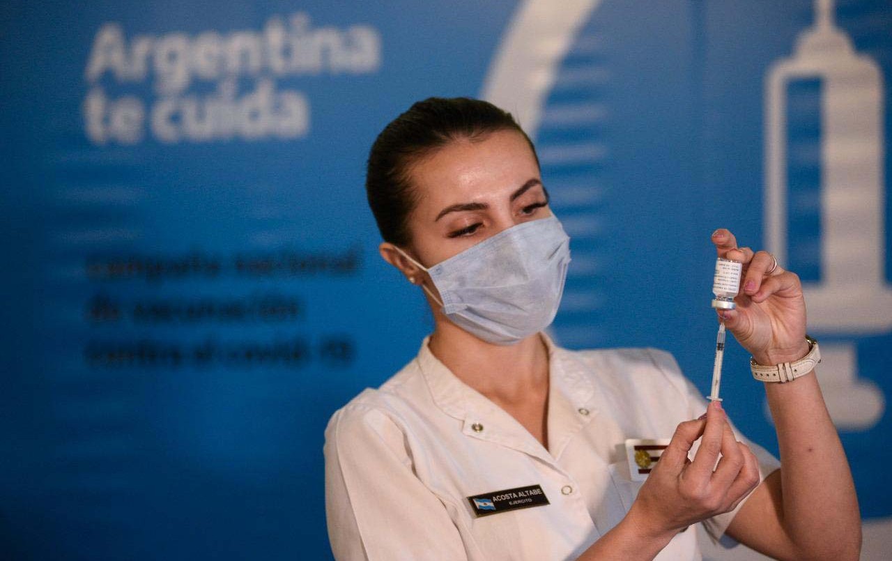 Ministros de Salud decidieron acelerar las segundas dosis para mayores de 40 años | Actualidad