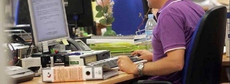 Córdoba: licenciarán sin goce de sueldo a empleados públicos que no quieran vacunarse | Actualidad