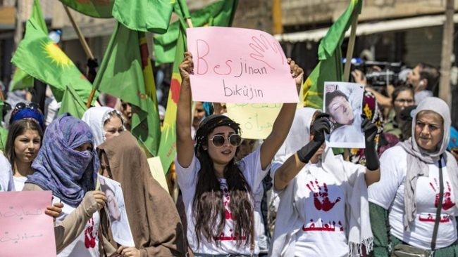 Cientos de mujeres se manifestaron en Siria para denunciar la violencia que sufren | Internacionales