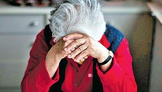 Tiene 40 años y amenazó a la mamá con un cuchillo por no dejarle dinero para la comida: "Tenes que mantenernos a todos porque sino te mato" | Actualidad