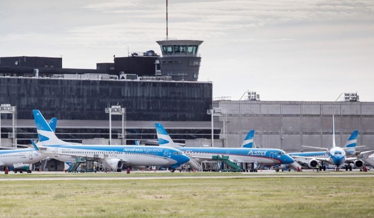 Un paro nacional afecta los vuelos de pasajeros | Actualidad