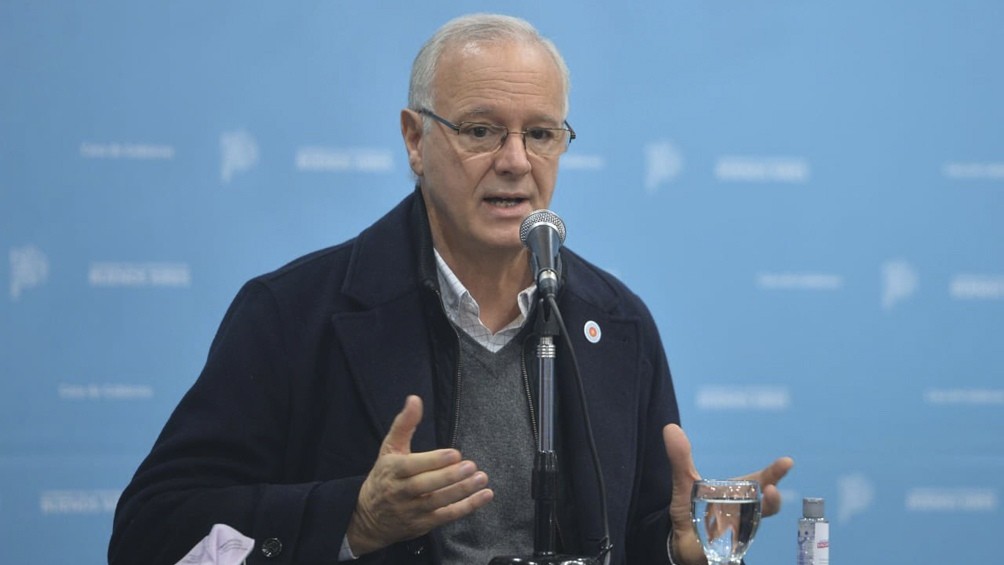 Gollán destacó el éxito de la campaña de vacunación y consideró que se logró romper "la política de miedo" | Política